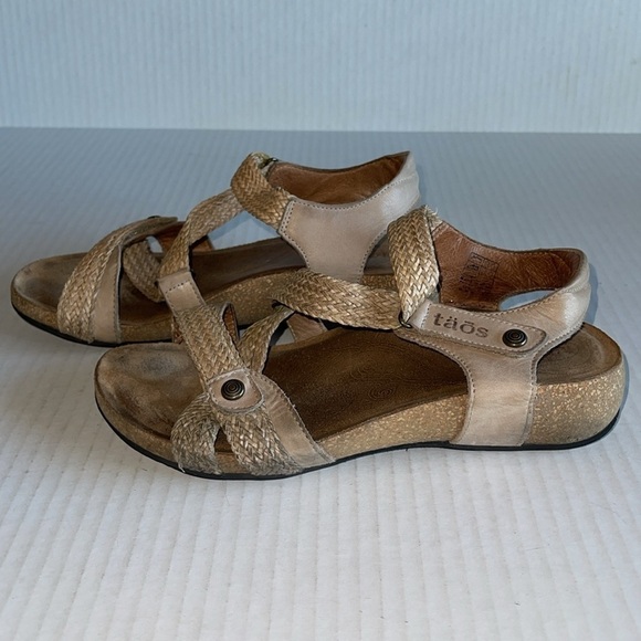 Taos Trulie Asymmetric Woven Sandals In Stone - Picture 5 of 12